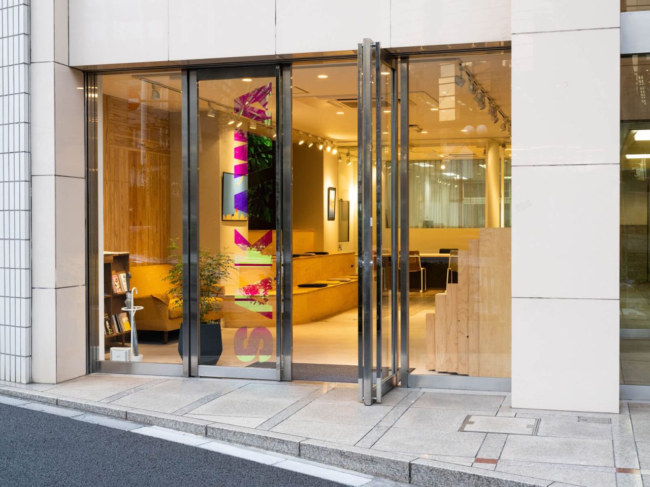 老舗黒板屋の株式会社サカワ