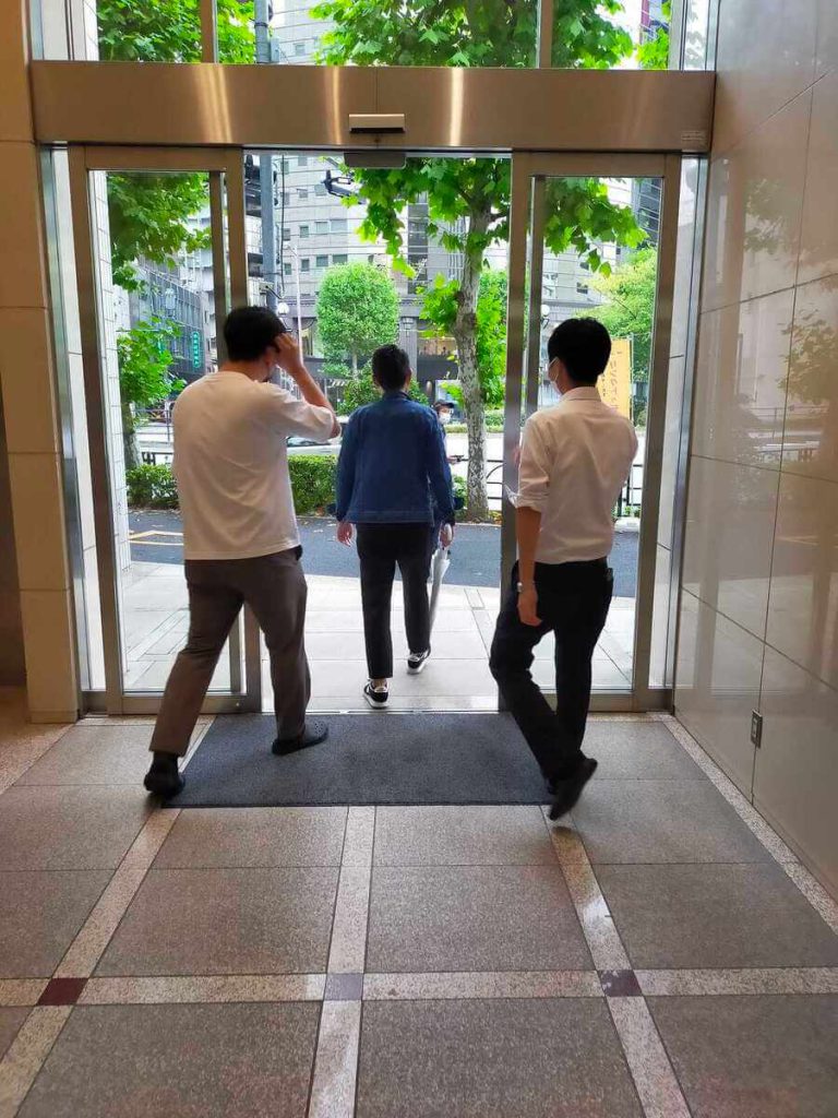 サカワ東京支店の外食ランチ