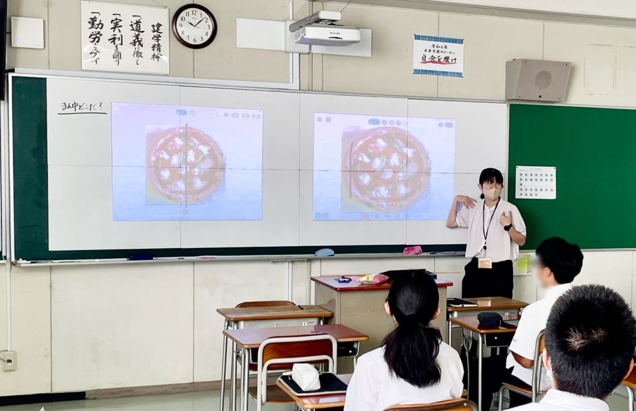 パッと見ホワイトボードのようなKisePaに、映像を投影。視覚的な情報があると理解が深まりやすい